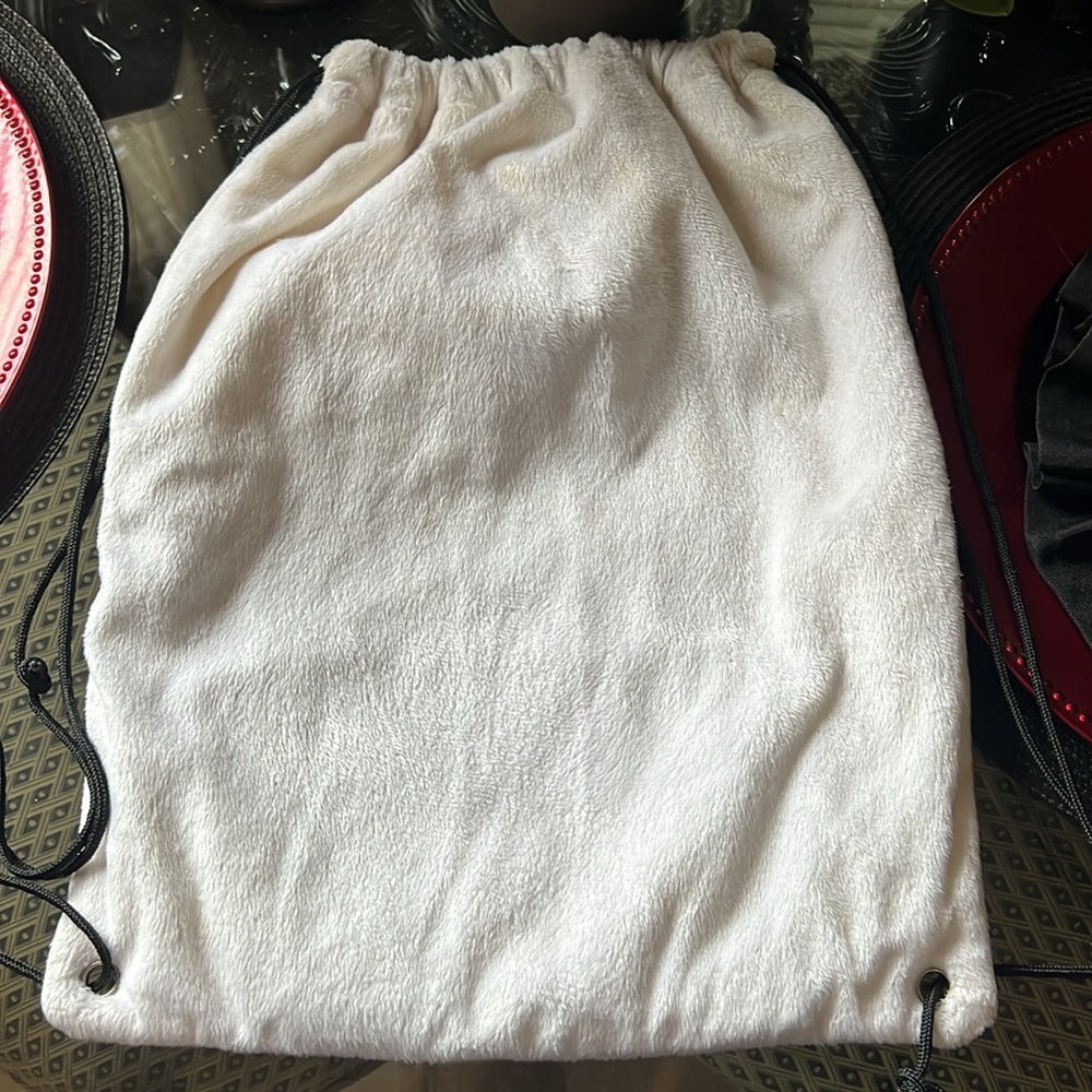 Loungefly Hello Kitty Drawstring Bag - image 3